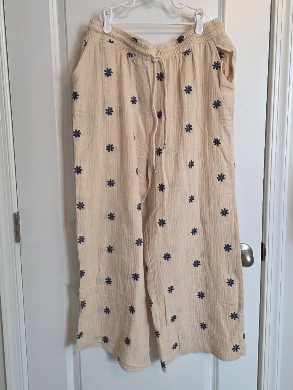 Cream with Blue Floral Gauze Pants - Size Large